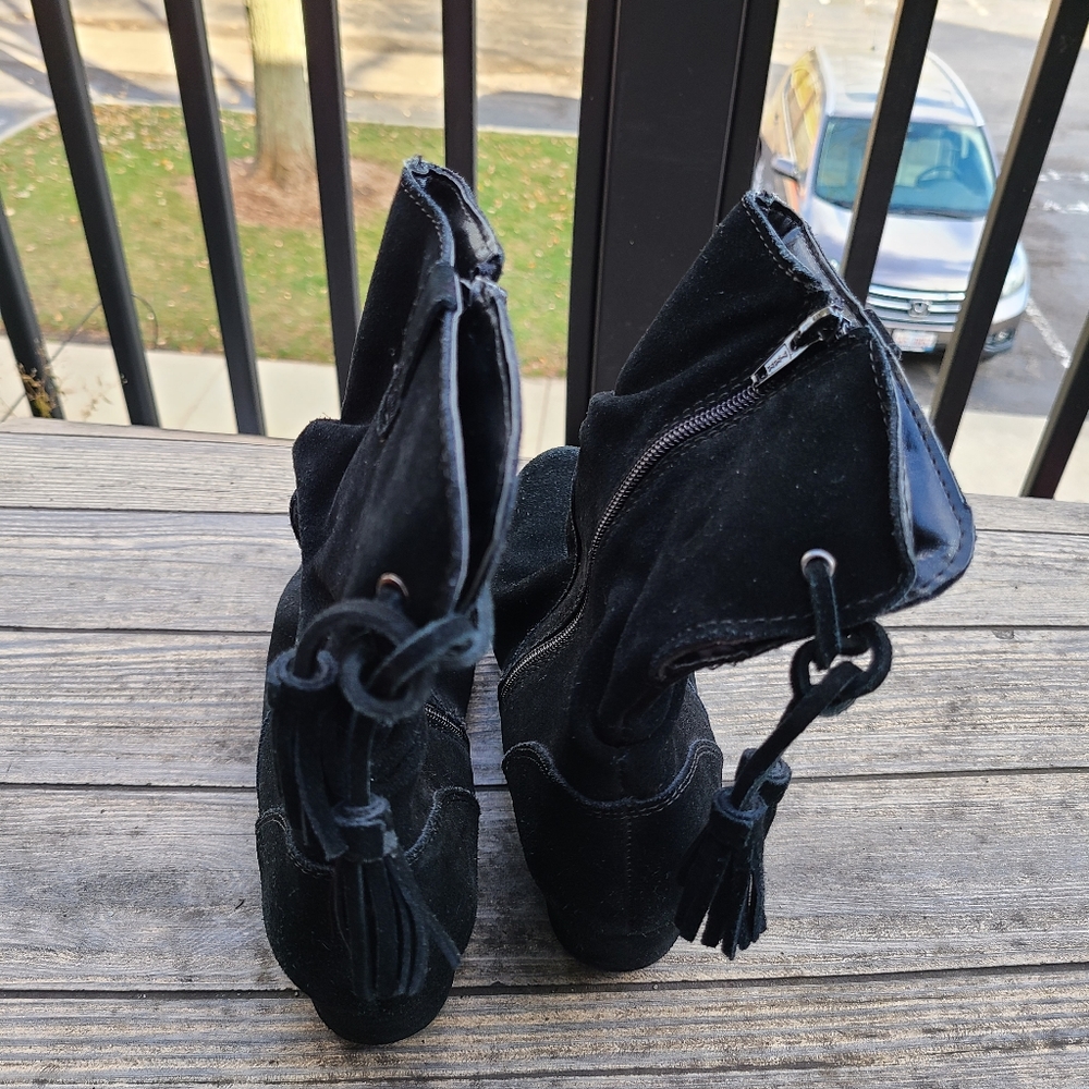 White Mountain Black Wedge Boots - Picture 6 of 10